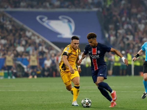 Lautaro Martínez anota el primer gol del Inter en la final de Champions 2025